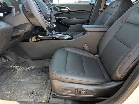 New 2026 Chevrolet Trax RS FWD image 9