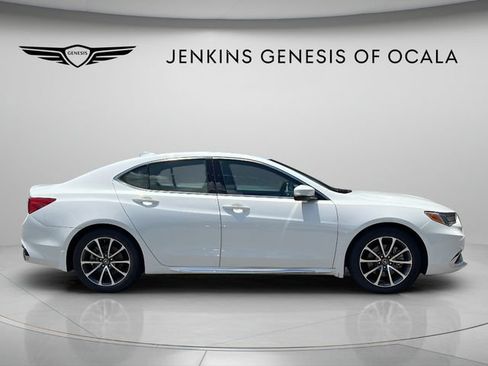 Used 2018 Acura TLX V6 w/ Technology Package FWD image 2