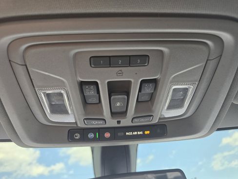 Used 2020 Chevrolet Silverado 1500 LT Trail Boss w/ Midnight Edition image 35