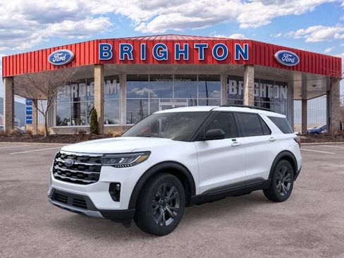 Used 2026 Ford Explorer Active w/ Active Comfort Package AWD/4WD image 3