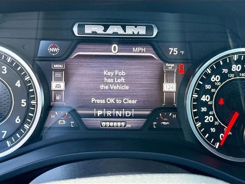 Used 2024 RAM 1500 Laramie image 13