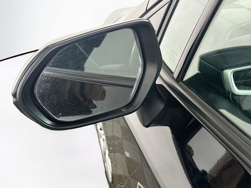 Used 2025 Toyota Corolla LE image 16