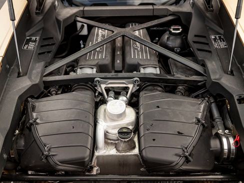 Used 2023 Lamborghini Huracan Tecnica image 19