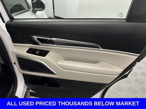 Used 2023 Kia Telluride S w/ S Sunroof Package FWD image 17