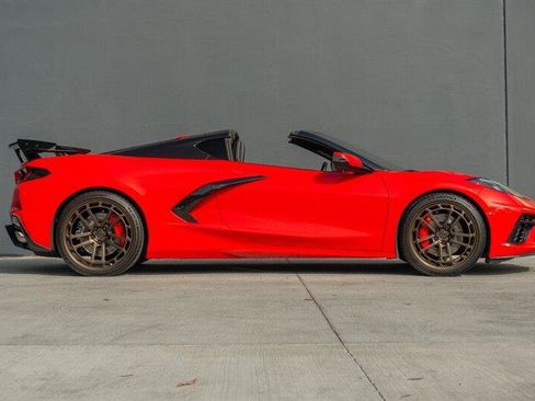 Used 2020 Chevrolet Corvette w/ 2LT Preferred Equipment Group image 7