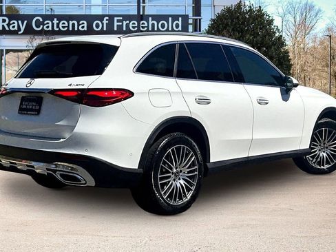 Certified 2023 Mercedes-Benz GLC 300 4MATIC image 2