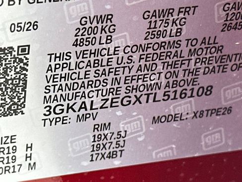 New 2026 GMC Terrain Denali w/ LPO, Floor Liner Package AWD/4WD image 32