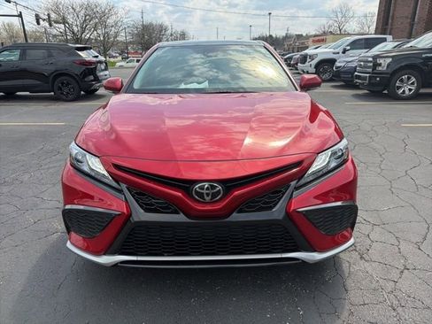 Used 2022 Toyota Camry XSE image 2