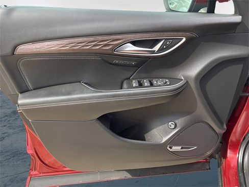 Used 2022 Buick Envision Avenir w/ Technology Package II image 20