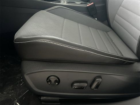 New 2026 Volkswagen Jetta SE image 12