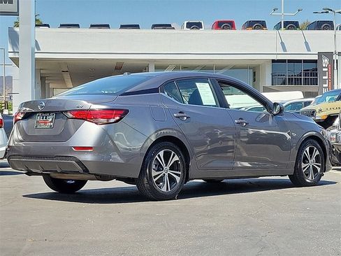 Used 2023 Nissan Sentra SV image 2