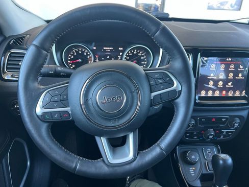 Used 2017 Jeep Compass Limited AWD/4WD image 13