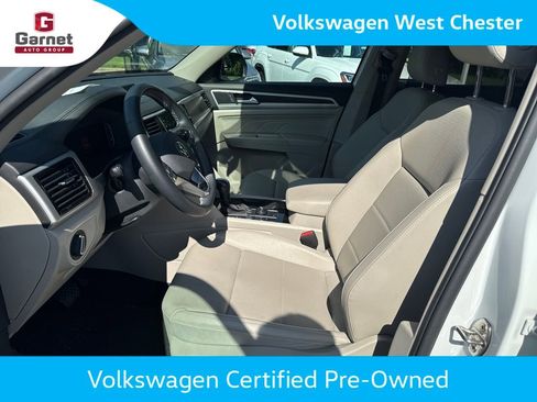 Used 2023 Volkswagen Atlas SE w/ Black Wheel Package AWD/4WD image 10