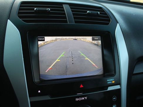 Used 2012 Ford Explorer Limited image 2