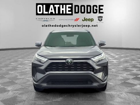 Used 2025 Toyota RAV4 XLE FWD image 29