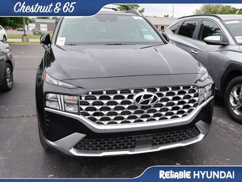 Used 2023 Hyundai Santa Fe SEL w/ Premium Package FWD image 4