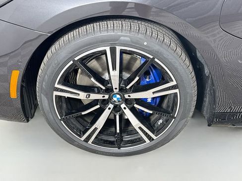 New 2027 BMW 550e xDrive AWD/4WD image 31