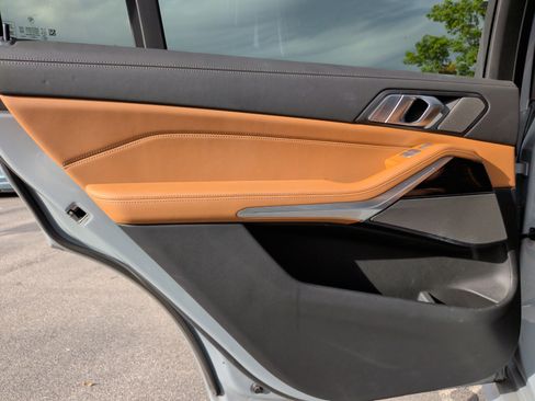 Certified 2023 BMW X7 xDrive40i w/ M Sport Package image 42