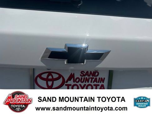 Used 2025 Chevrolet Trax ACTIV FWD image 11