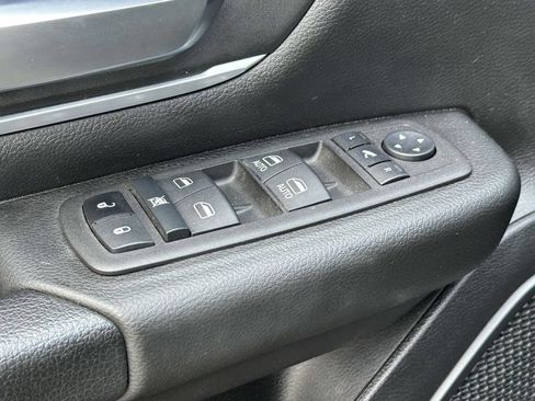 Used 2023 RAM 1500 Big Horn AWD/4WD image 16