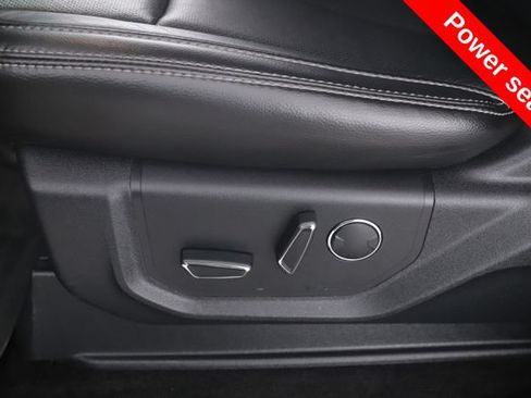 Used 2018 Ford F150 Lariat w/ Equipment Group 502A Luxury AWD/4WD image 18