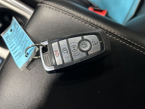 Certified 2023 Ford Explorer Limited image 16