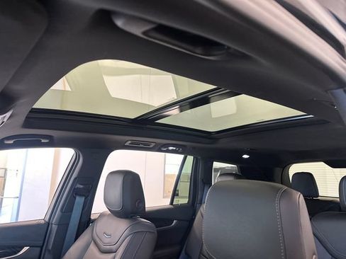Certified 2024 Cadillac XT6 Premium Luxury AWD/4WD image 20