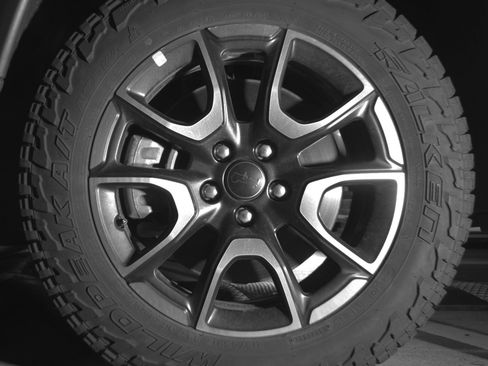 Used 2025 Jeep Compass Trailhawk AWD/4WD image 12