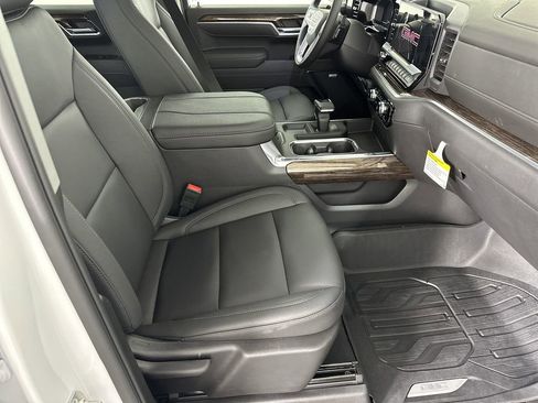 New 2025 GMC Sierra 1500 Elevation w/ Elevation Premium Package image 11