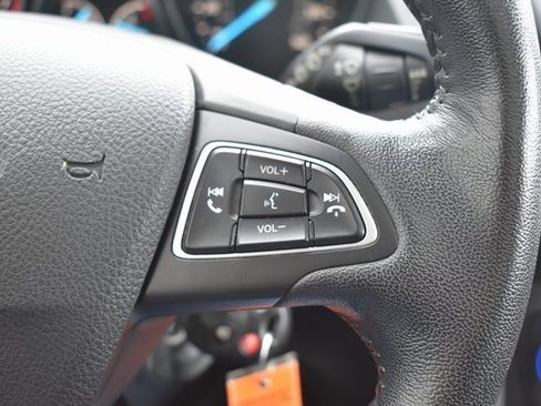 Used 2018 Ford Escape SEL image 20