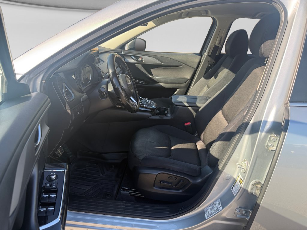 Used 2018 MAZDA CX-9 Sport AWD/4WD image 16