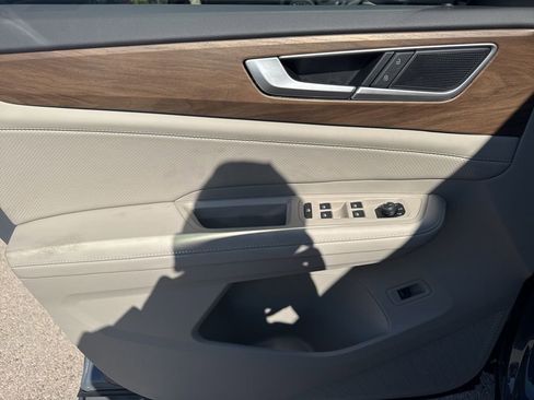 New 2026 Volkswagen Atlas SE image 18