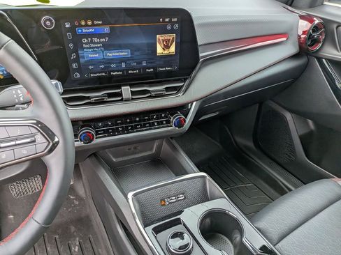 Used 2026 Chevrolet Equinox RS w/ Convenience Package III AWD/4WD image 20