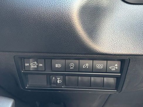 Used 2024 Toyota Tundra SR5 w/ SR5 Convenience Package AWD/4WD image 32