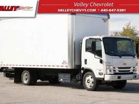 Used 2023 Chevrolet Low Cab Forward 5500XD RWD image 1