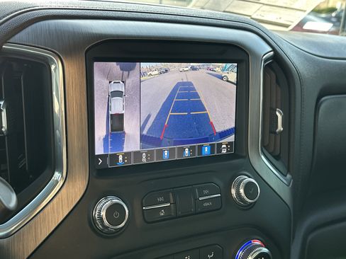 Used 2021 GMC Sierra 2500 Denali w/ Denali Ultimate Package image 22