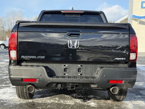 Certified 2023 Honda Ridgeline Black Edition image 6