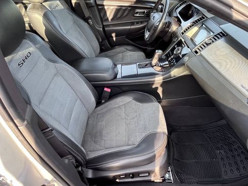 Used 2019 Ford Taurus SHO AWD/4WD image 25