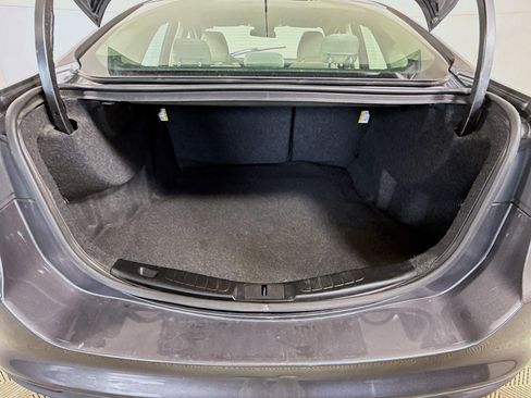 Used 2018 Ford Fusion S image 35