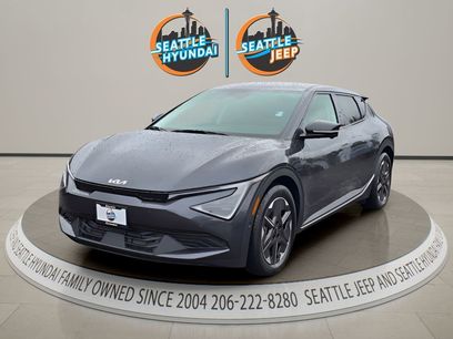 Used 2025 Kia EV6 Light w/ Light LR Technology Package