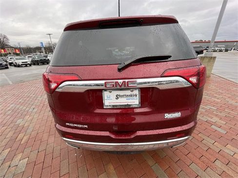Used 2018 GMC Acadia Denali w/ Technology Package image 30