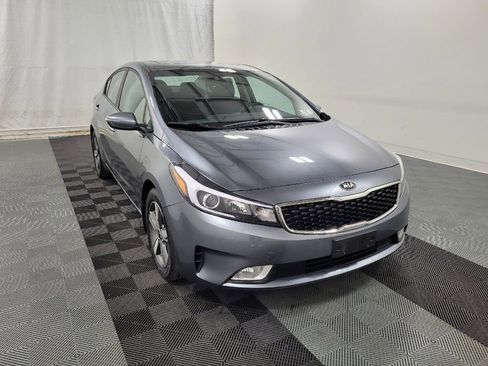 Used 2018 Kia Forte S w/ S Technology Package FWD image 13