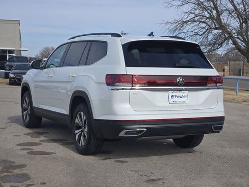 New 2026 Volkswagen Atlas SE FWD image 3