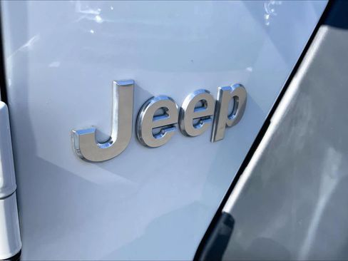 Used 2018 Jeep Wrangler Unlimited Sport S image 30