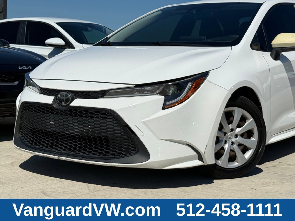 Used 2020 Toyota Corolla LE FWD image 2