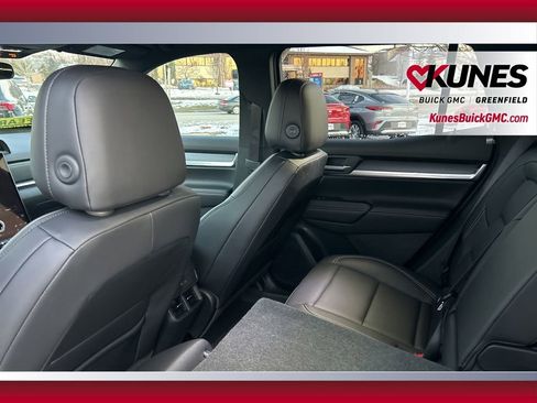 New 2026 GMC Terrain Elevation w/ Elevation Premium Package image 36