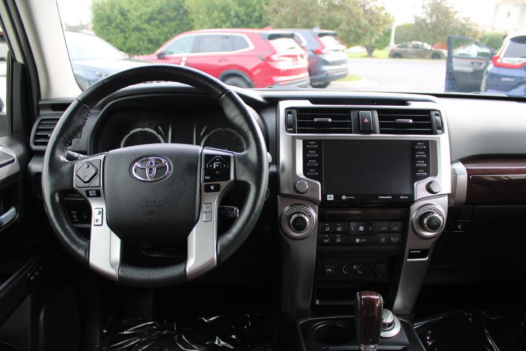 Used 2023 Toyota 4Runner Limited AWD/4WD image 15
