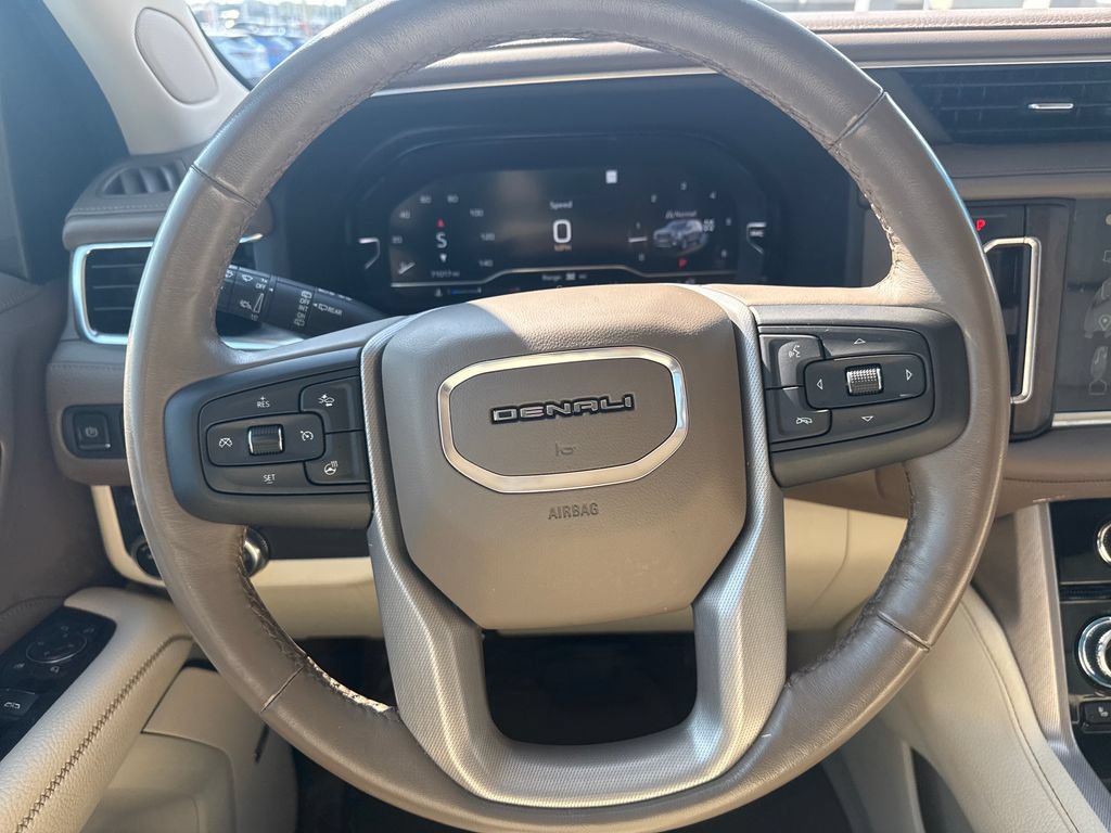 Used 2022 GMC Yukon Denali AWD/4WD image 29