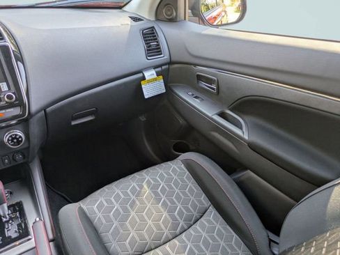 New 2026 Mitsubishi Outlander Sport LE image 18