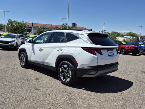 Used 2025 Hyundai Tucson SEL AWD/4WD image 3